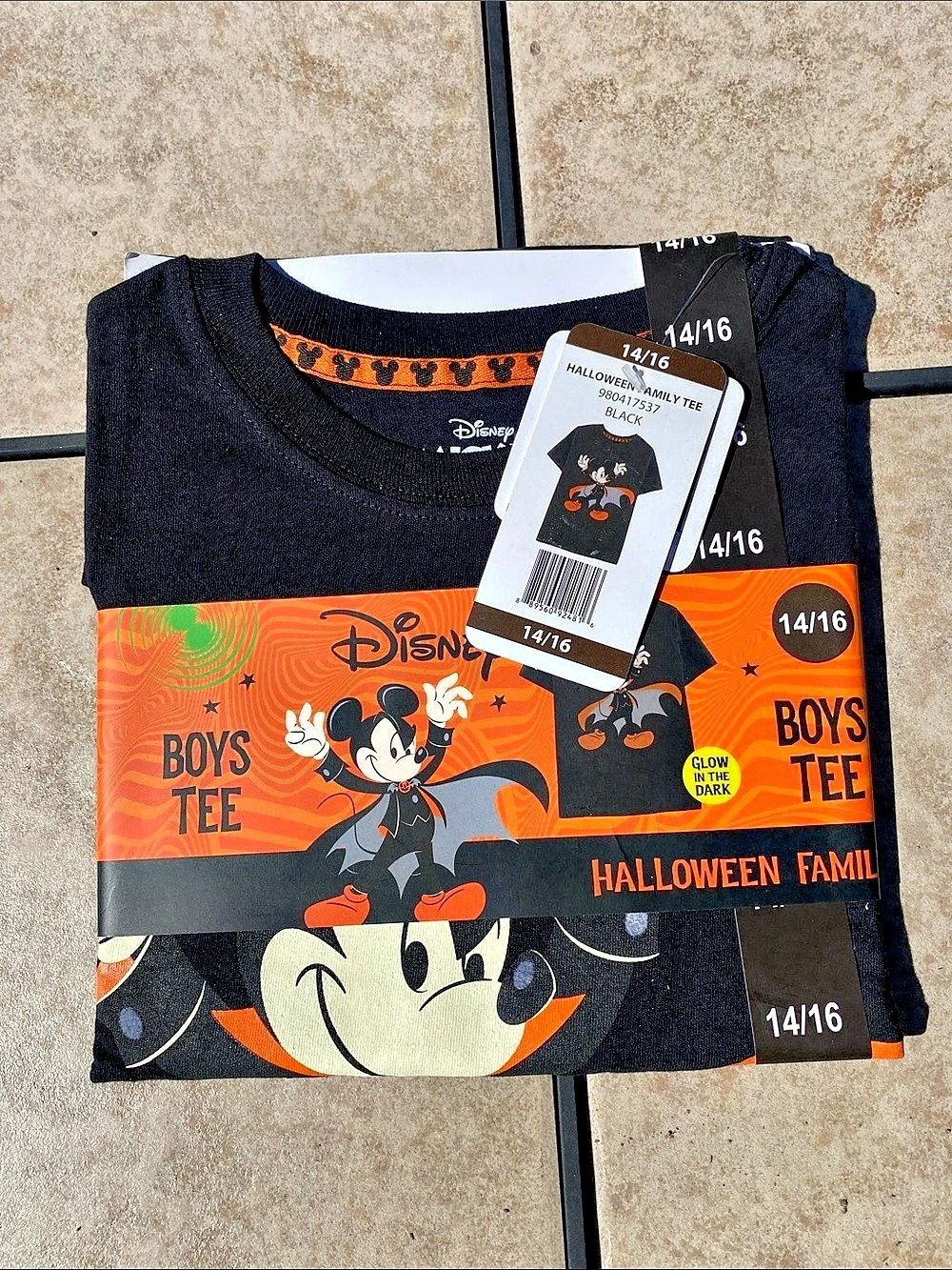 Disney Mickey Mouse Halloween Vampire Glow in the Dark Tee Boys 14/16